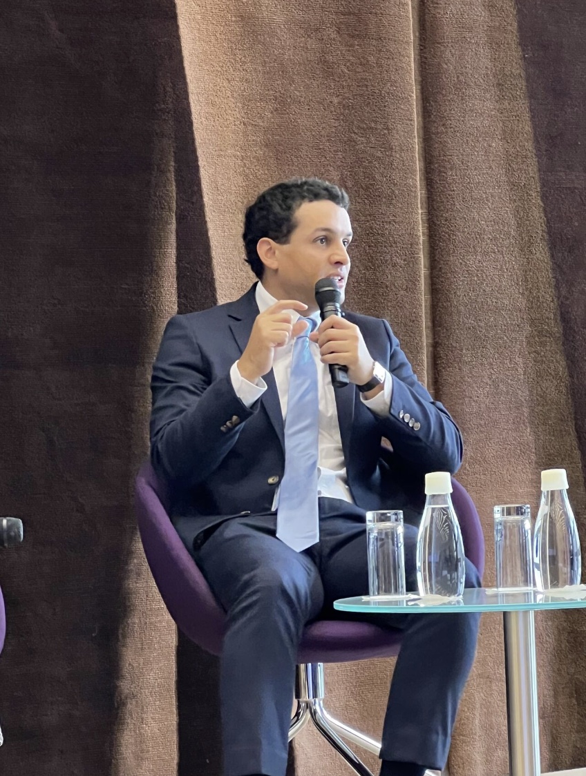 Charles Broutin speaking about the use of artificial intelligence in the French civil service